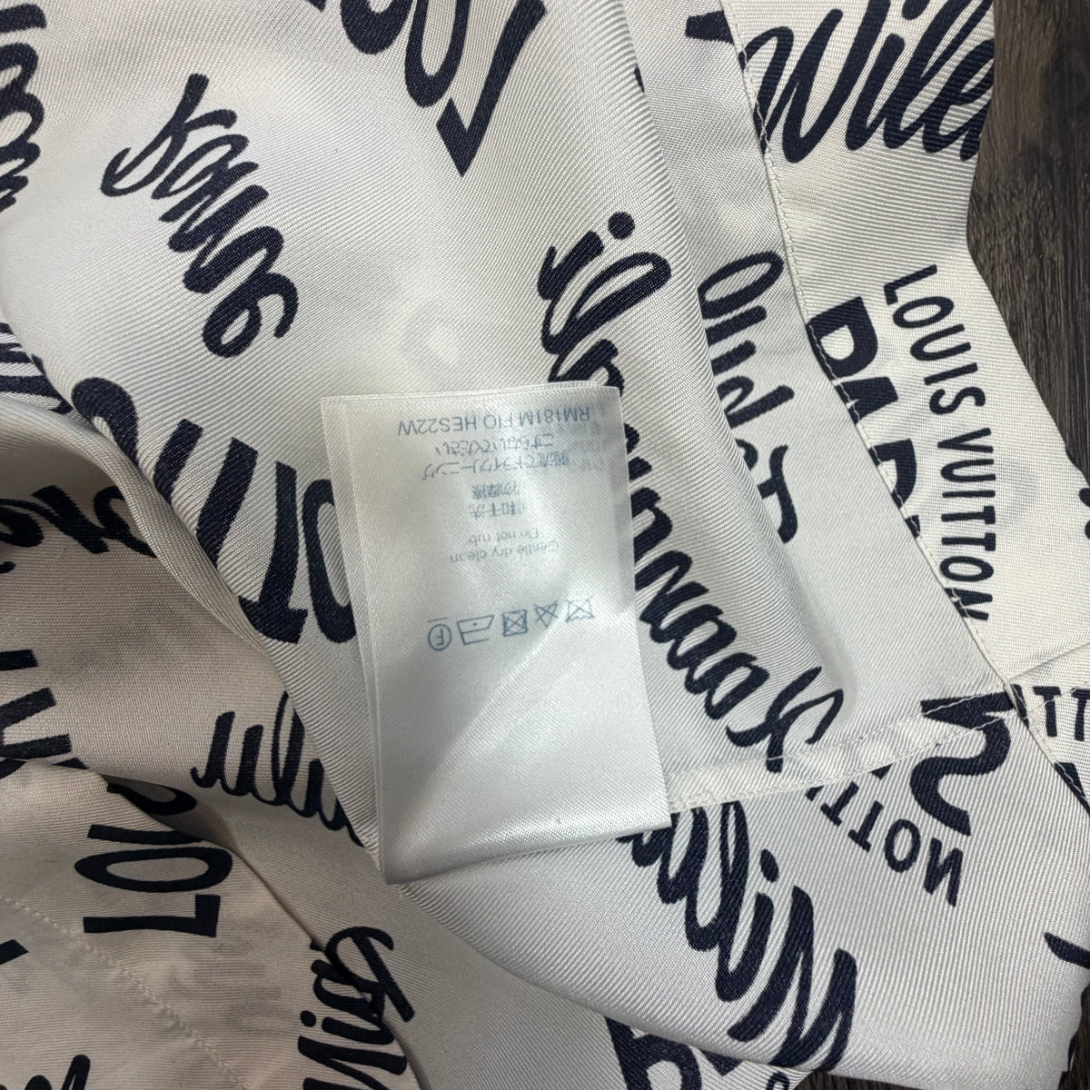 Louis Vuitton Silk Short Sleeve Shirt