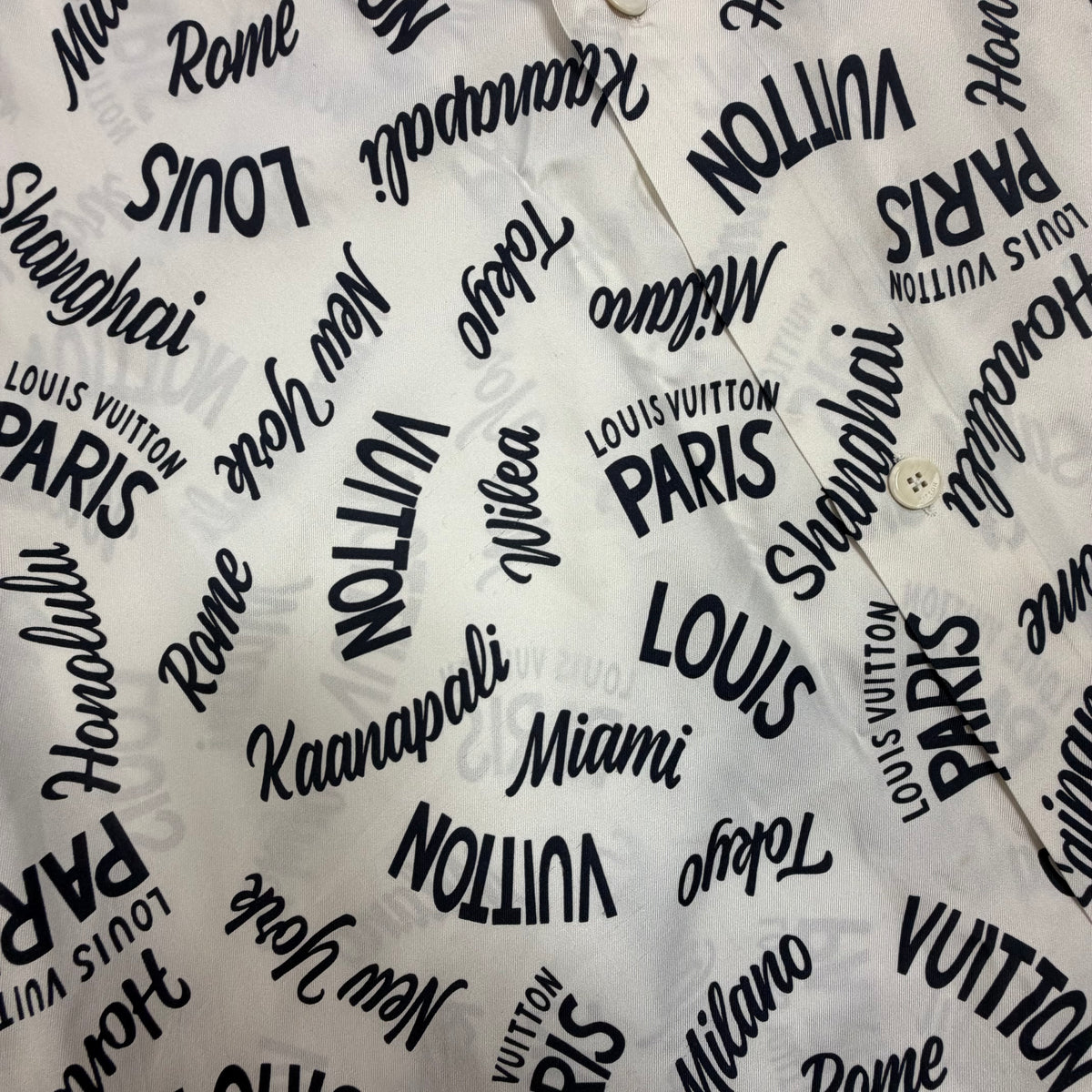 Louis Vuitton Silk Short Sleeve Shirt