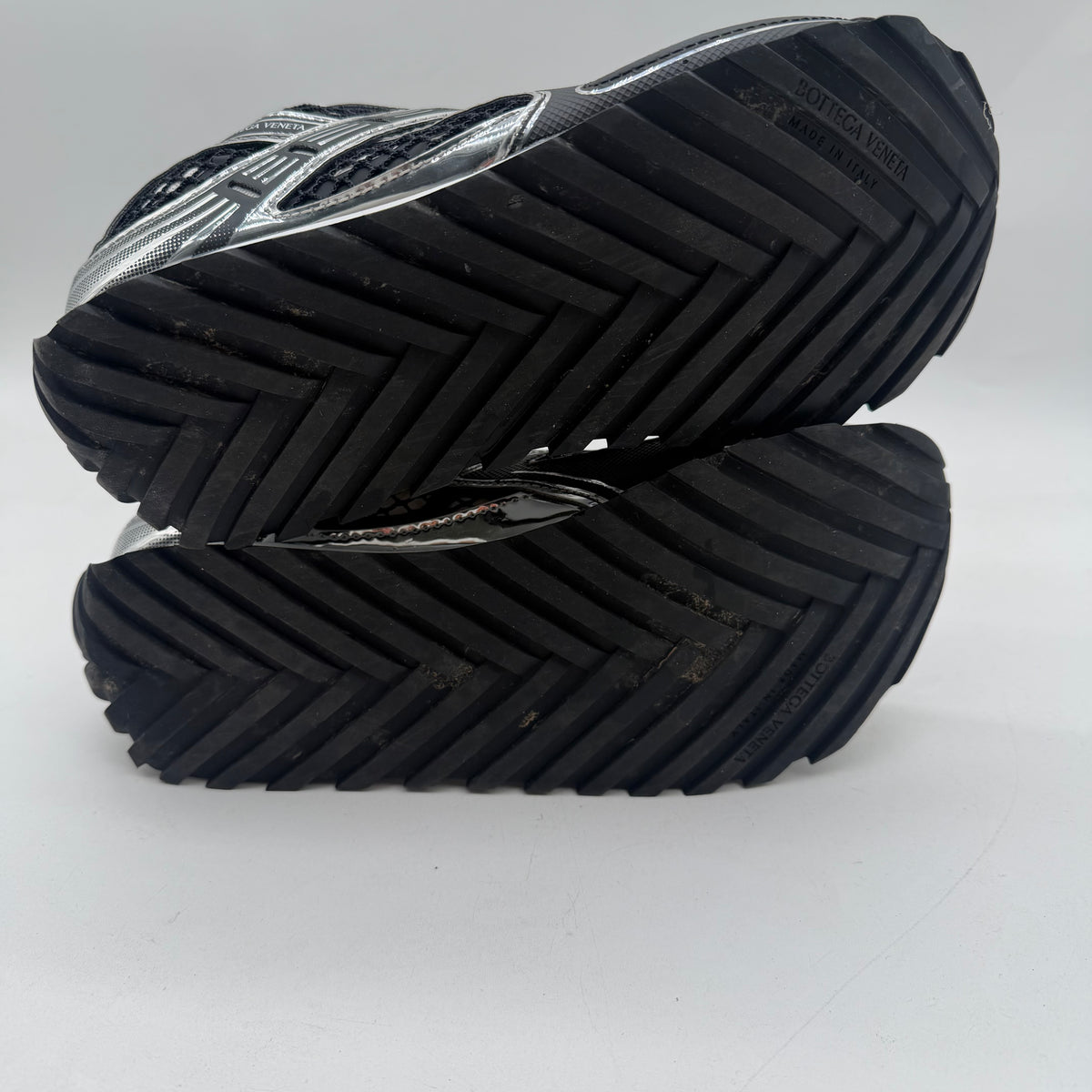 Bottega Veneta Black/Silver Sneakers