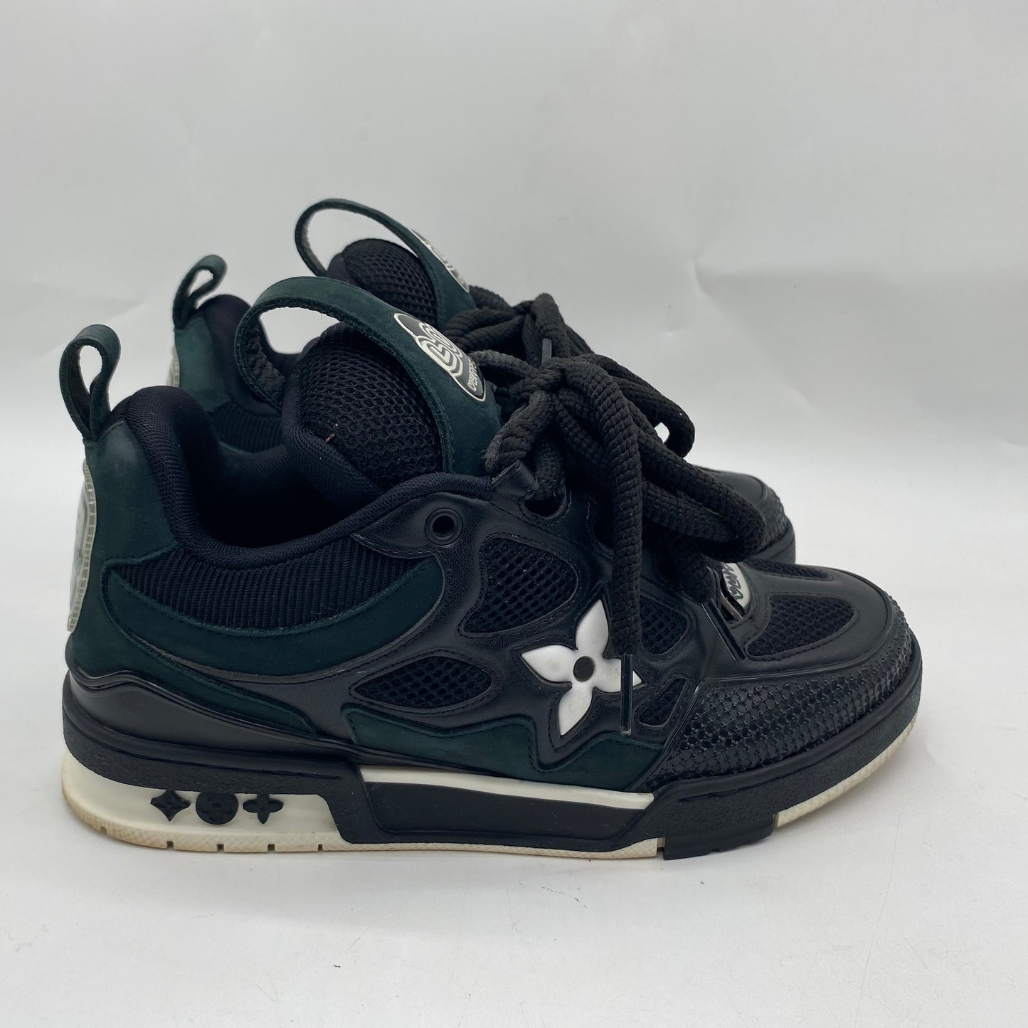 Louis Vuitton Black/White Sneakers