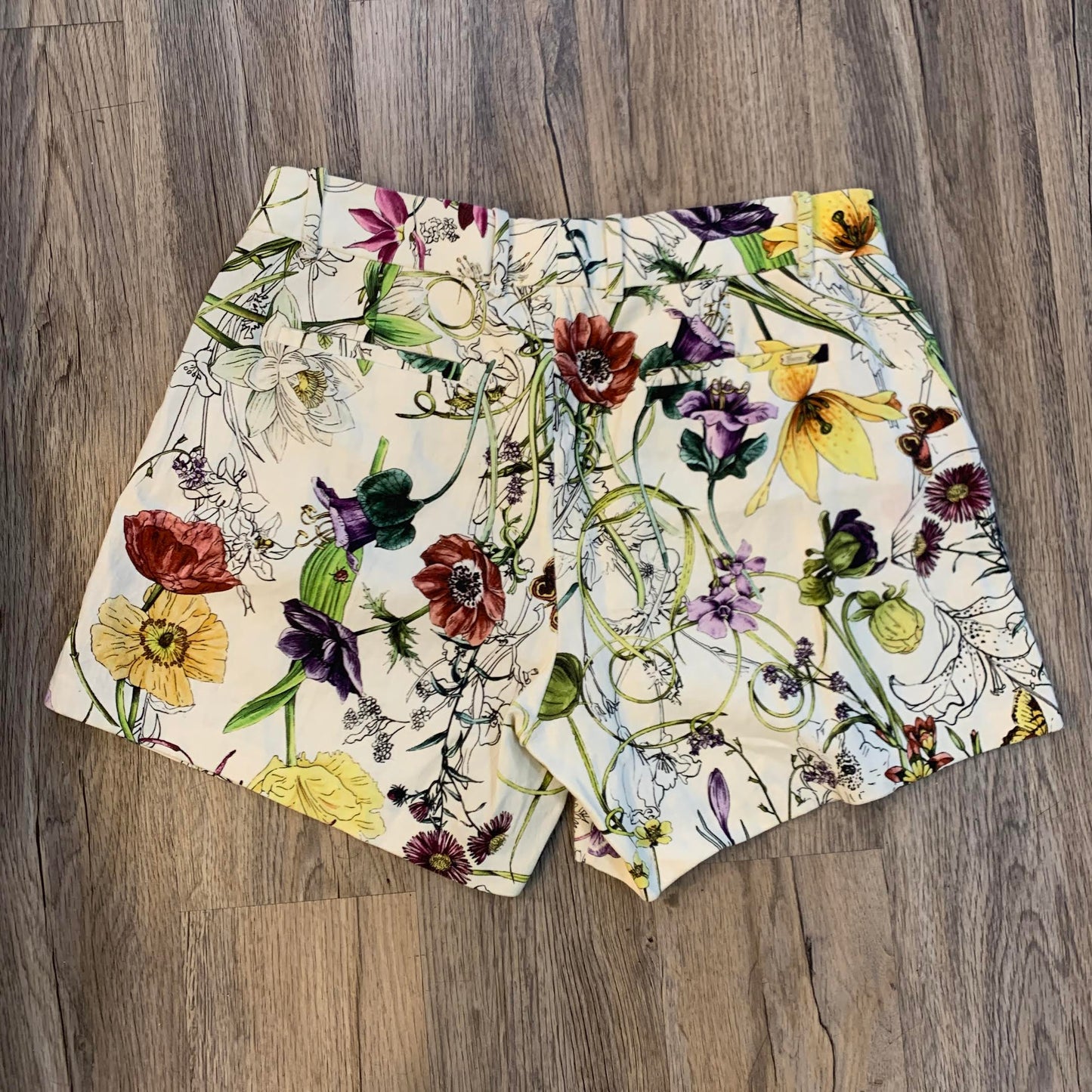 Gucci Floral Linen Shorts